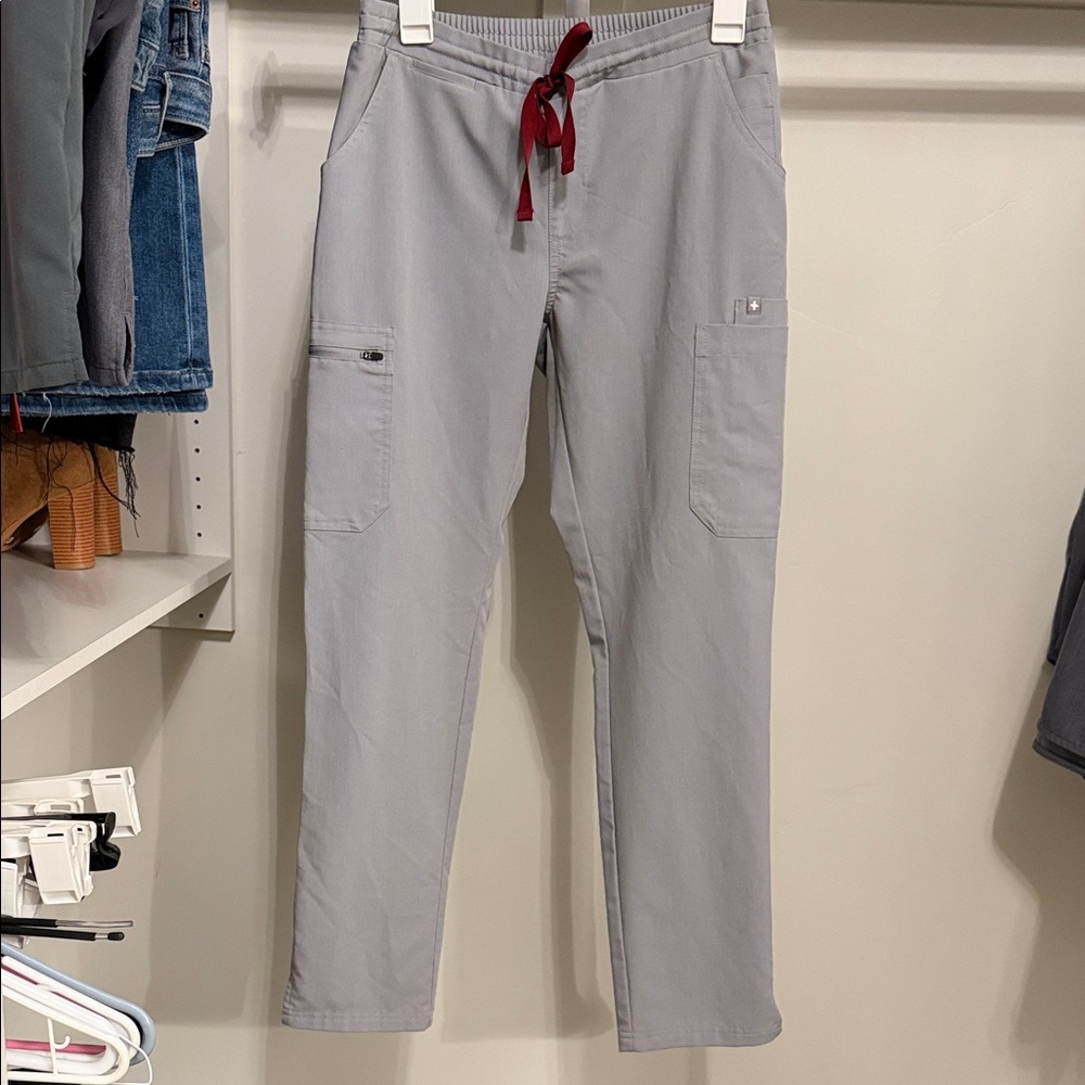 Figs Yola scrub bottoms - Cement